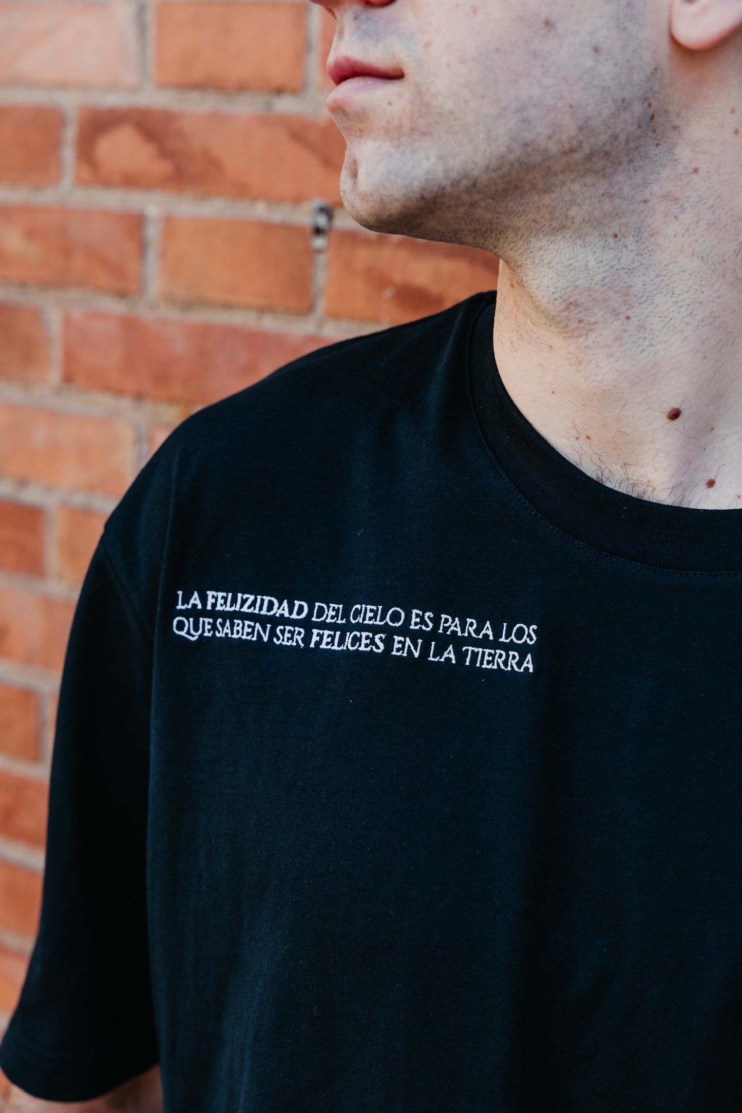 Camiseta “FELIZIDAD”
